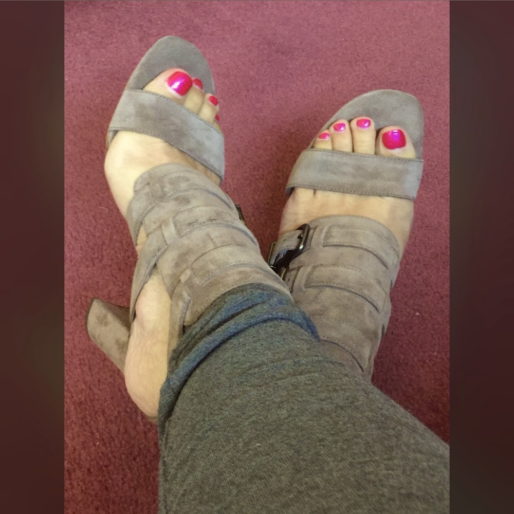 Via Spiga Taupe Suede Gladiator Sandals Size 7M